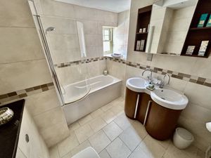 Photo 67- click for photo gallery